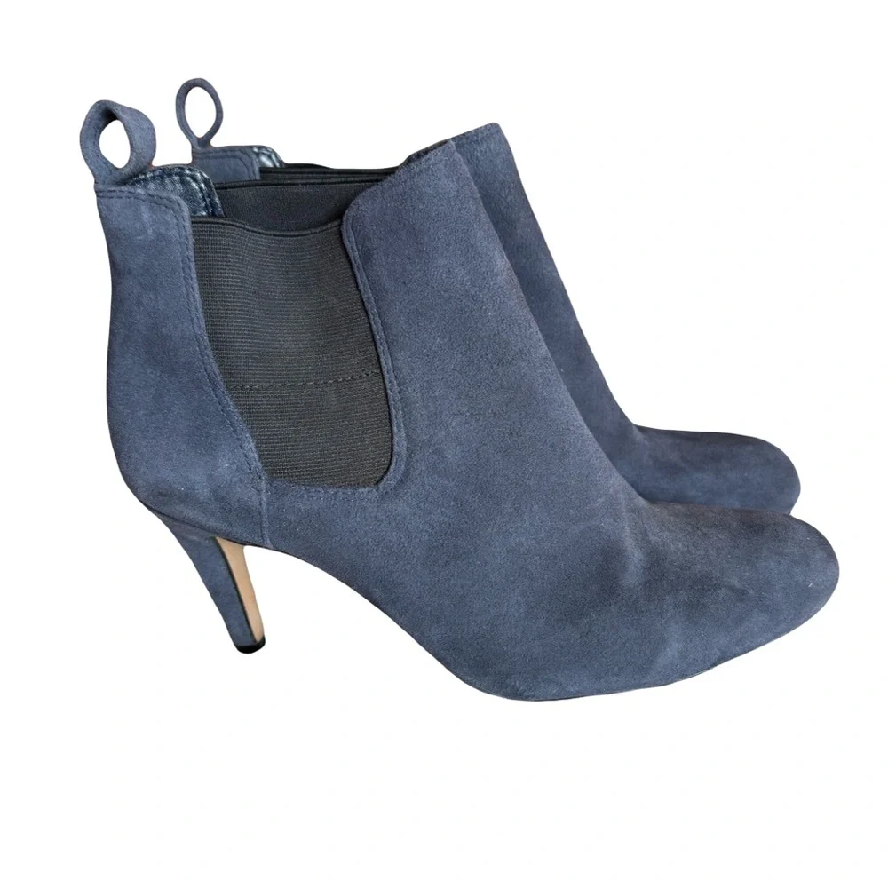 Clarks Carlita Quinn Navy Blue Suede Ankle Bootie Heels, Size 7 - Picture 1 of 14